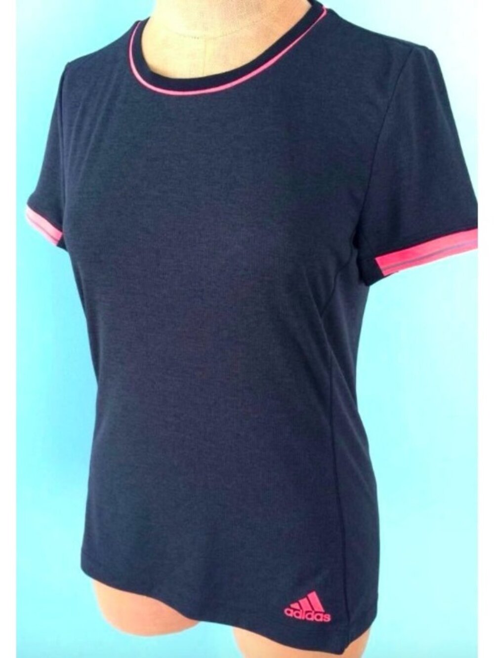 Adidas climachill Women's T-Shirt Top Short Sleeve Athletic Black Pink S